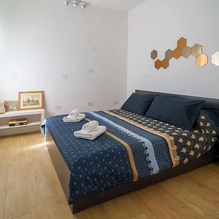 Giotto Apartment